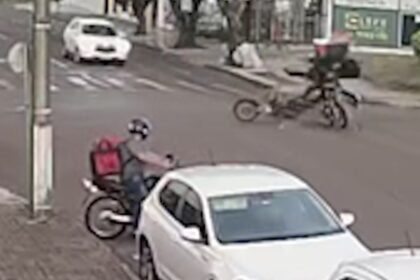 camera registra acidente fatal envolvendo motociclista em Cascavel-Paraná