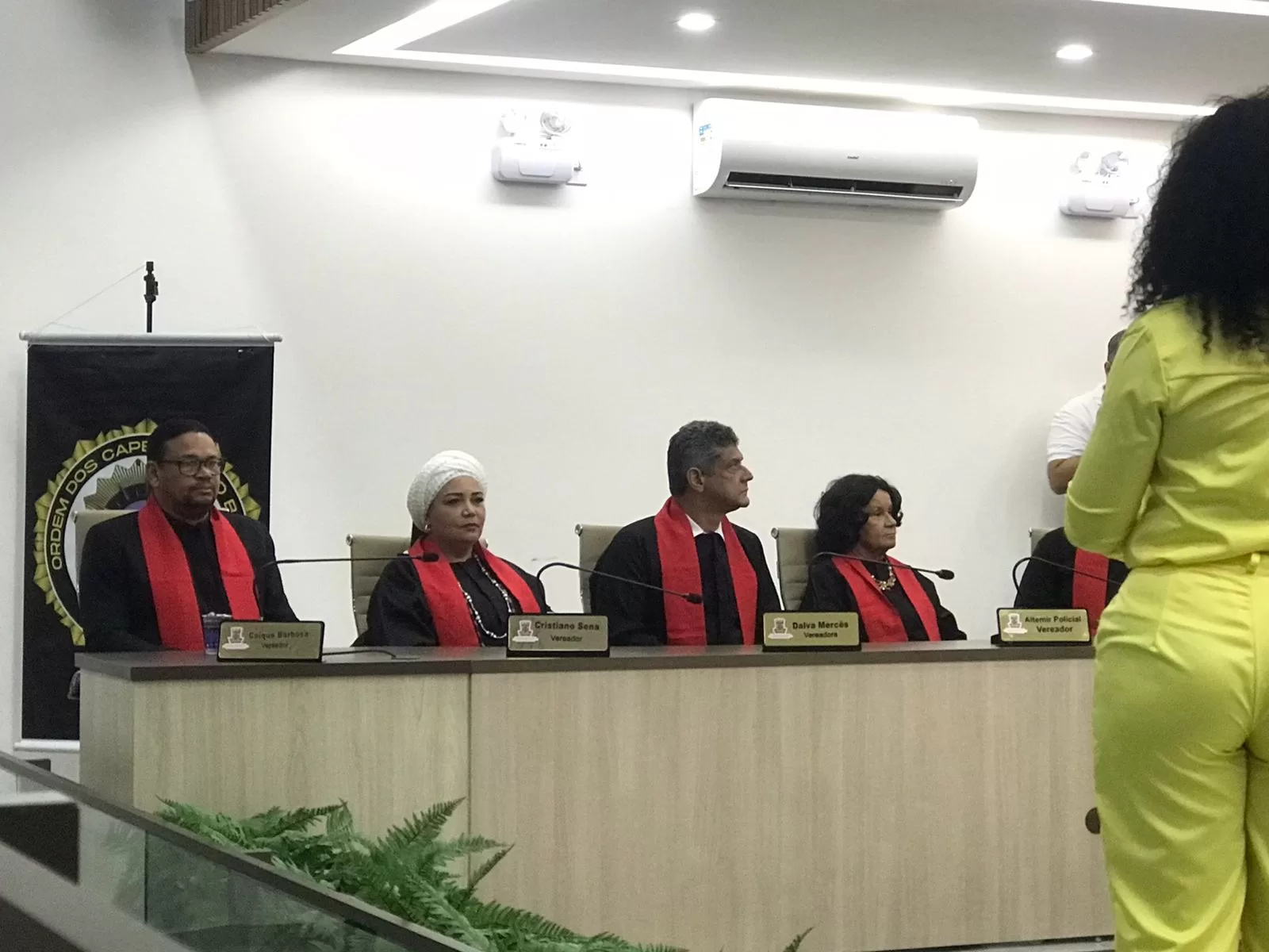 Maurício foi convidado a compor a mesa representando a imprensa de santo Antônio de Jesus.