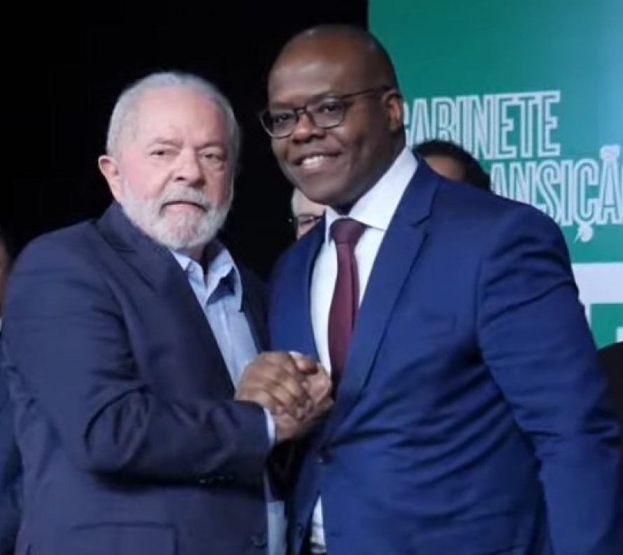 Ministro do Governo Lula aciona Ouvidoria Nacional após mortes pela PM na Bahia