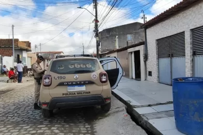 Feira de Santana: Corpo é encontrado amarrado perto de lixeira no bairro Mangabeira - Portal Alagoinhas News | Portal de notícias de Alagoinhas