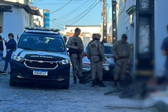 Jovem é morto a tiros na Rua Chile, no Centro de Santo Antônio de Jesus