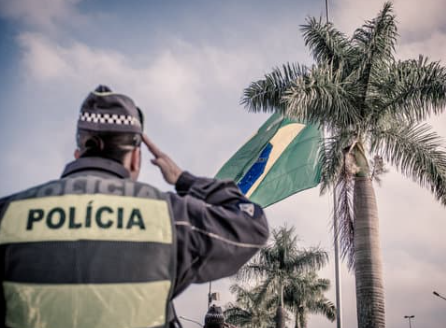Homem é preso em Santo Antônio de Jesus suspeito de tráfico de drogas no povoado do Cocão