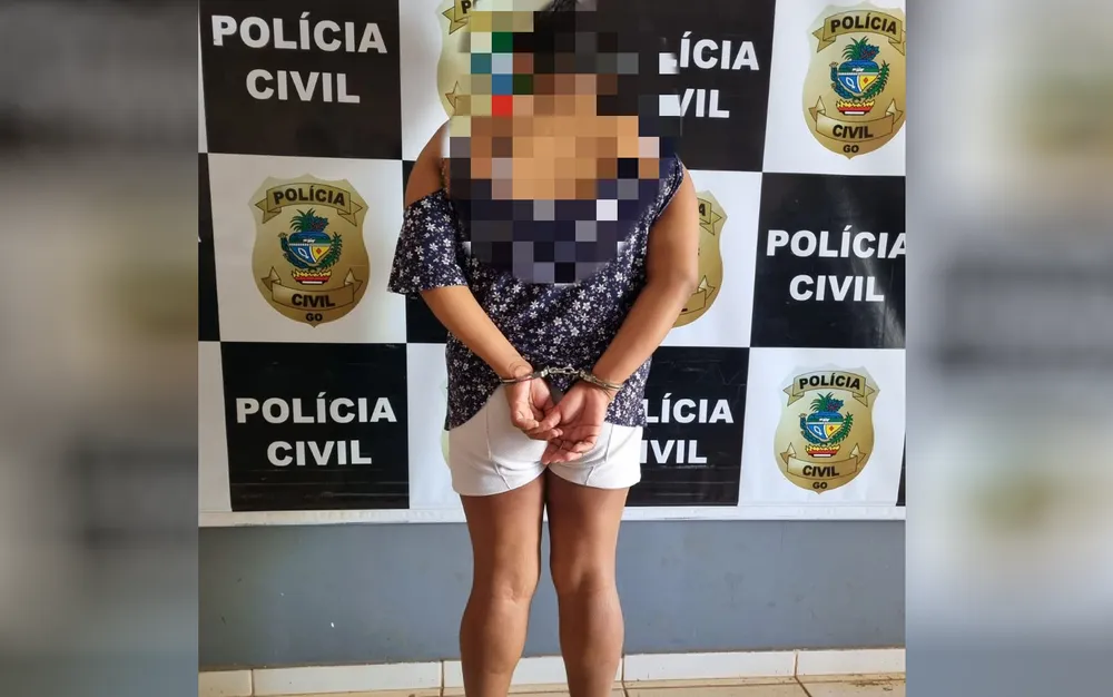Mulher é presa por negociar fotos íntimas da filha de 8 anos em troca de R$ 3 mil, diz Polícia