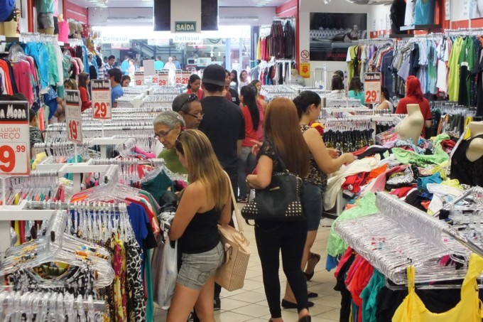 Com menos inflação, comércio espera recorde de vendas na Black Friday