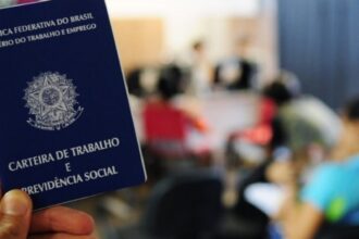 Pela 1ª vez, Brasil tem mais de 100 milhões de trabalhadores ocupados