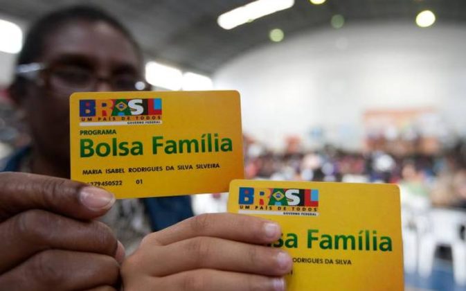 Caixa paga a beneficiários do novo Bolsa Família com NIS de final 9