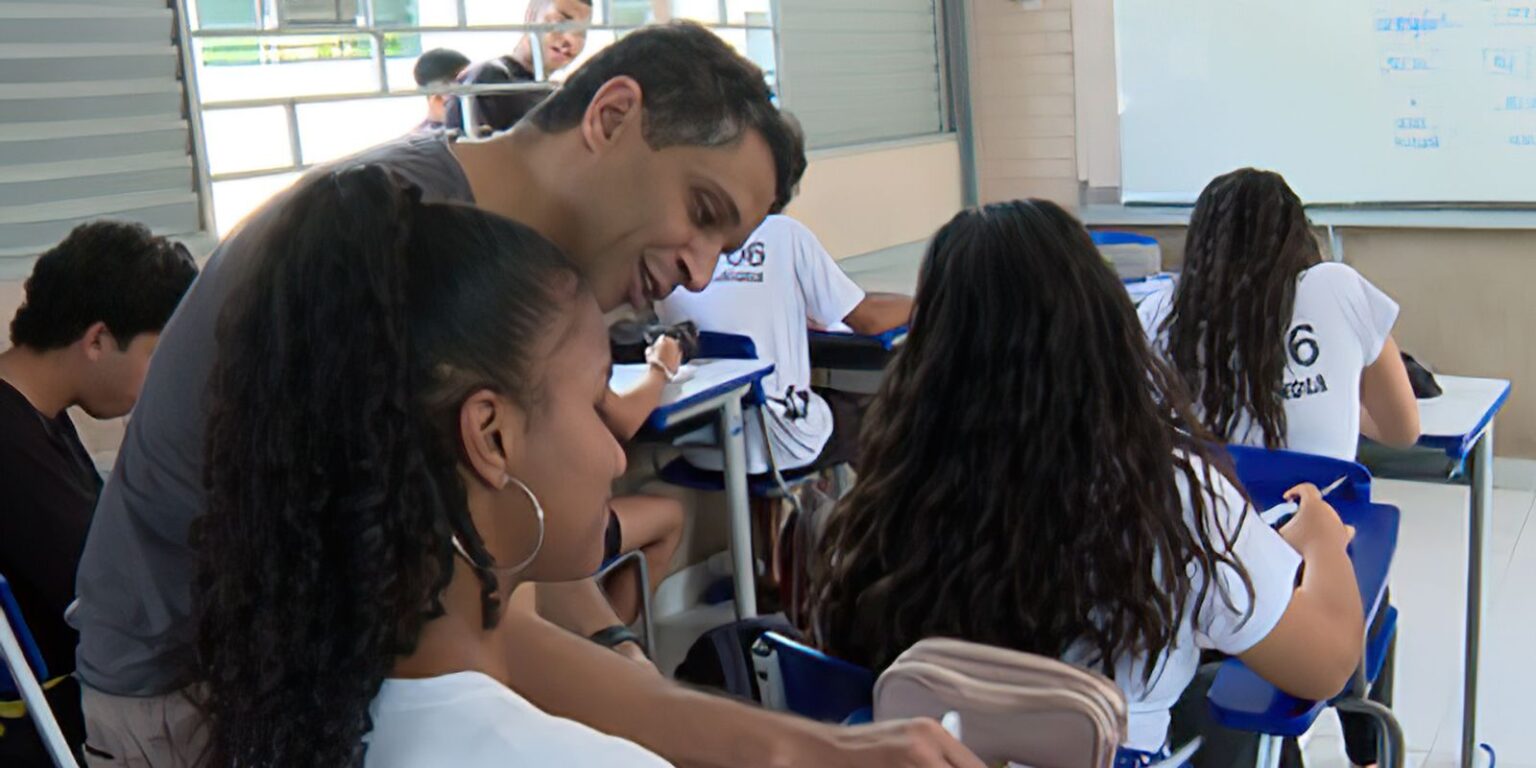 Ensino de história afro-brasileira deve estar em todas as disciplinas