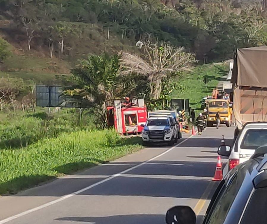 SAJ: Identificada as vítimas fatais do acidente na BR-101; duas permanecem internadas