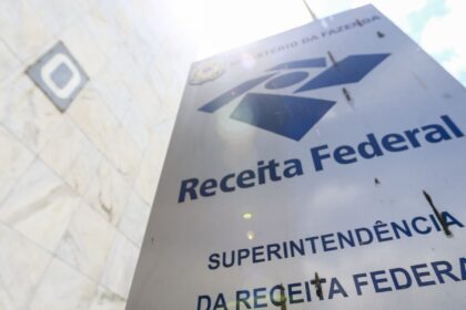 Auditores da Receita aceitam bônus progressivo e encerram greve