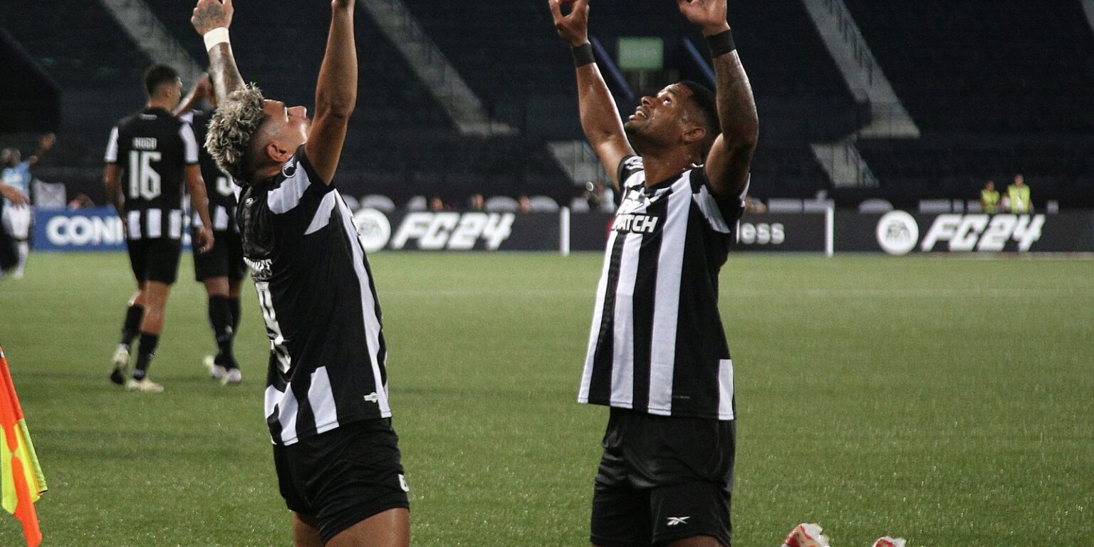 Botafogo goleia Aurora por 6 a 0 e avança na Pré-Libertadores