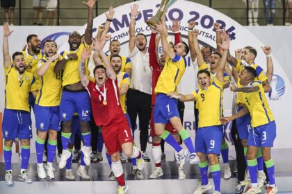 Brasil supera Argentina e conquista Copa América de futsal