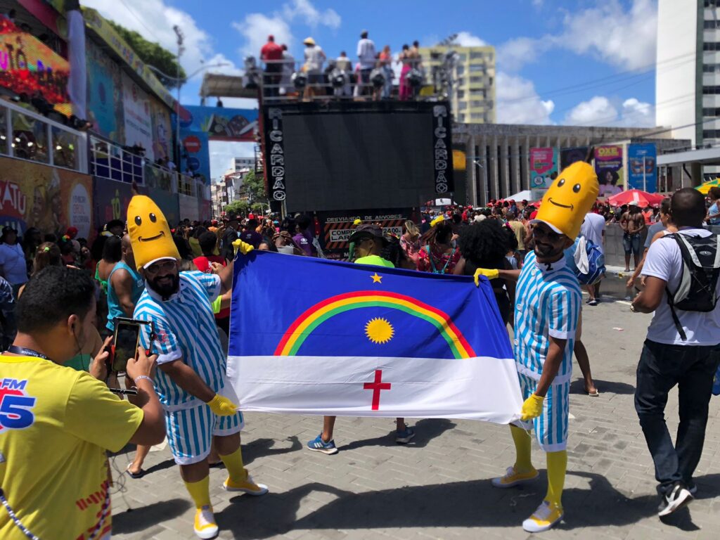 Carnaval de Salvador tem até Bananas de Pijamas curtindo a folia – Secretaria de Comunicação