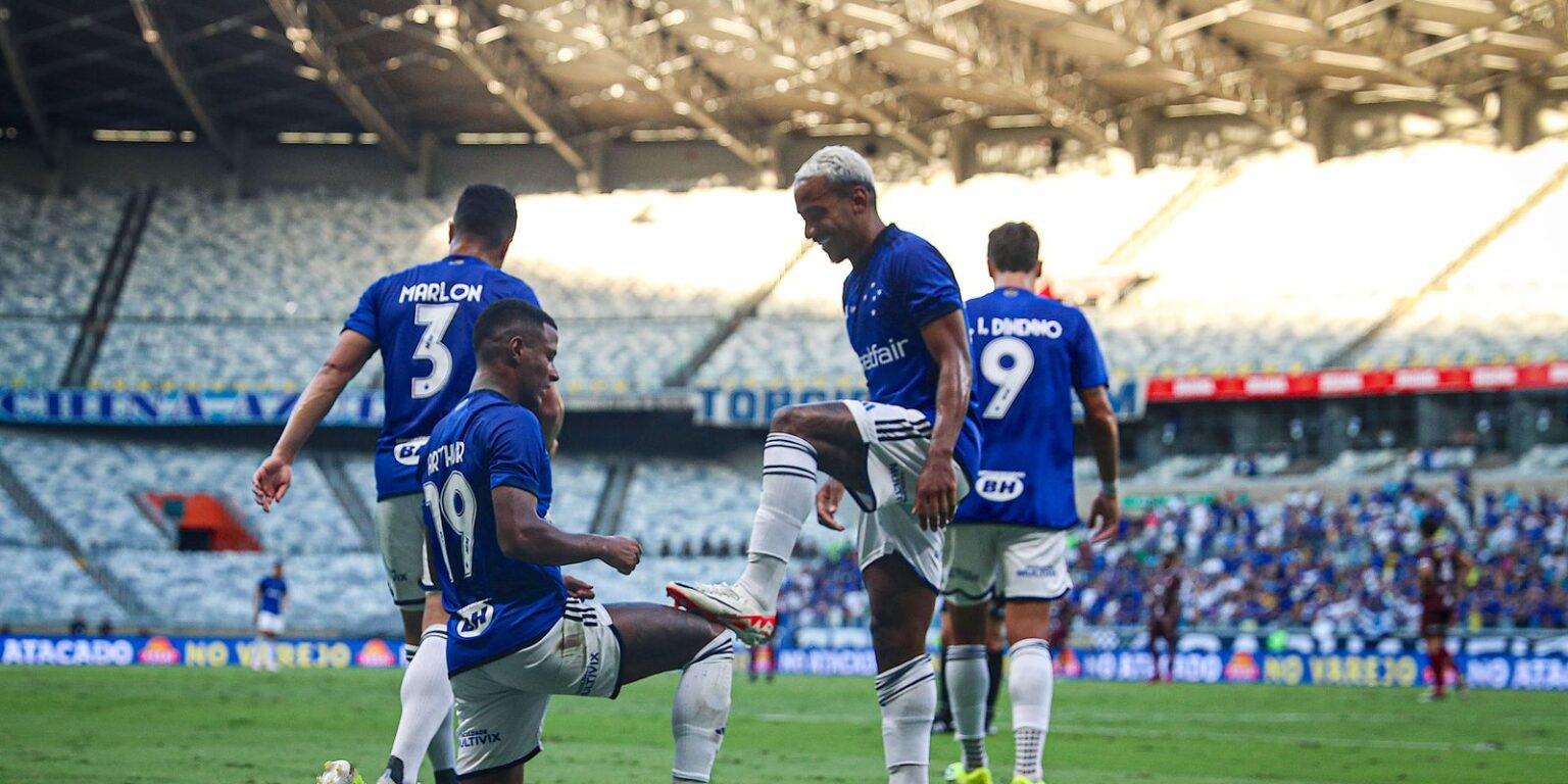 Cruzeiro supera Patrocinense com facilidade no Mineiro