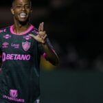 Fluminense tenta manter liderança do Carioca diante do Sampaio Corrêa