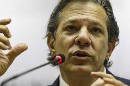 Haddad pede apoio da Febraban para projetos que tramitam no Congresso