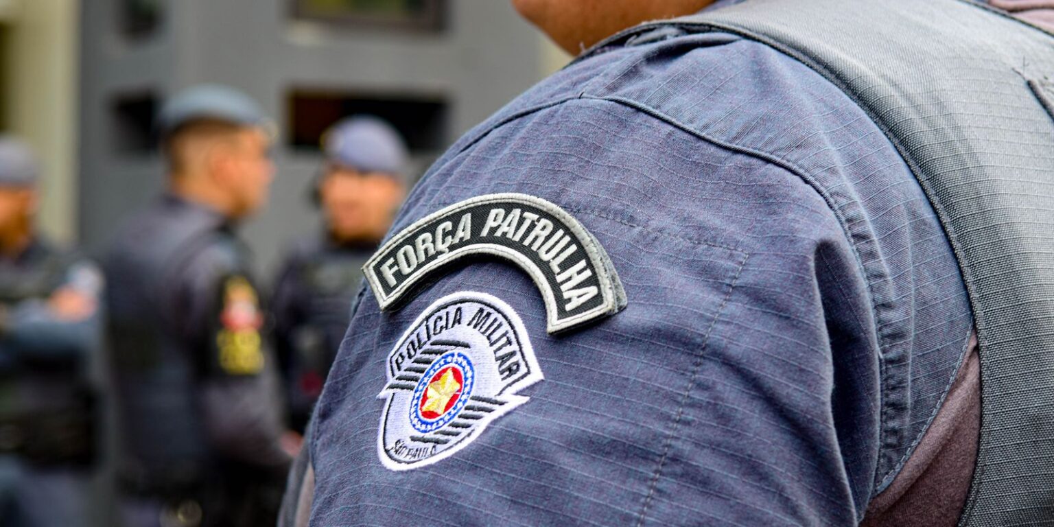 Número de policiais militares no país cai em uma década