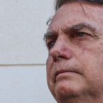 Ordem do STF determina que Bolsonaro entregue passaporte à Justiça 