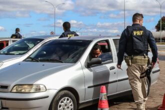 PRF dá dicas de segurança para quem vai pegar a estrada no carnaval