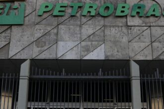 Parceria da Petrobras com árabes busca recuperar operação de refinaria