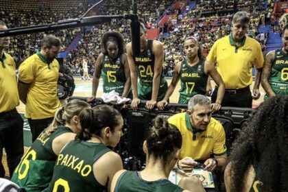 Paris 2024: seleção feminina de basquete não consegue vaga