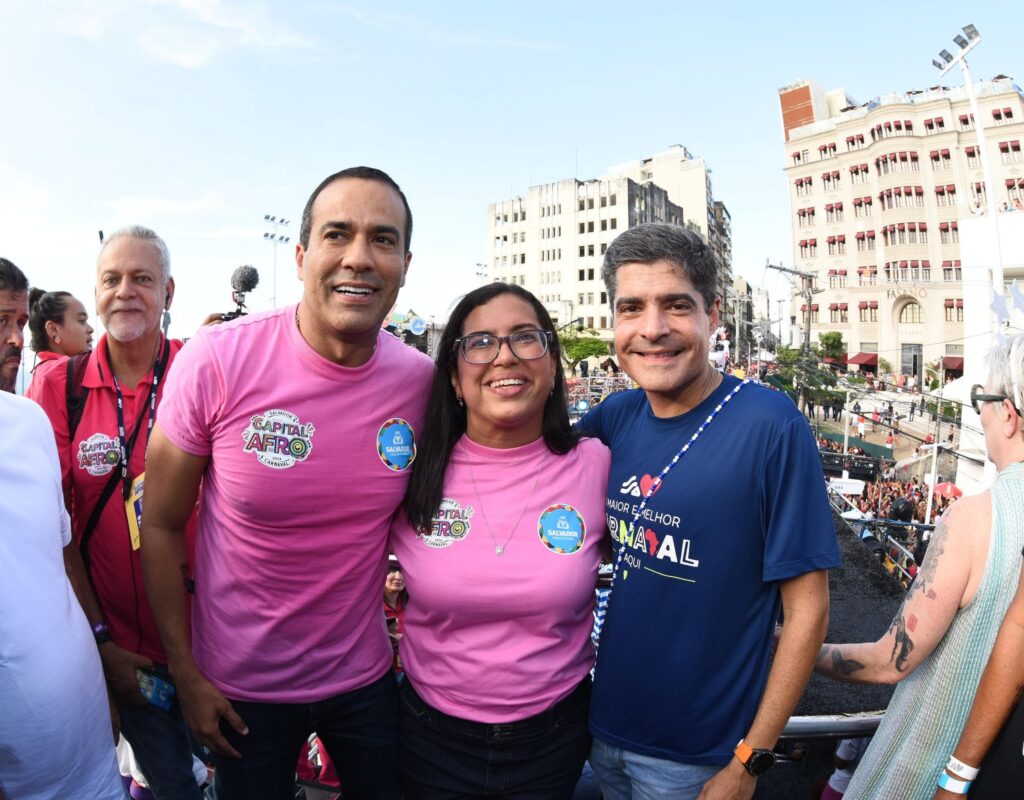 Prefeito Bruno Reis acompanha os primeiros momentos do Carnaval