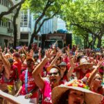 Quizomba faz último desfile do carnaval de rua de 2024 pregando o amor