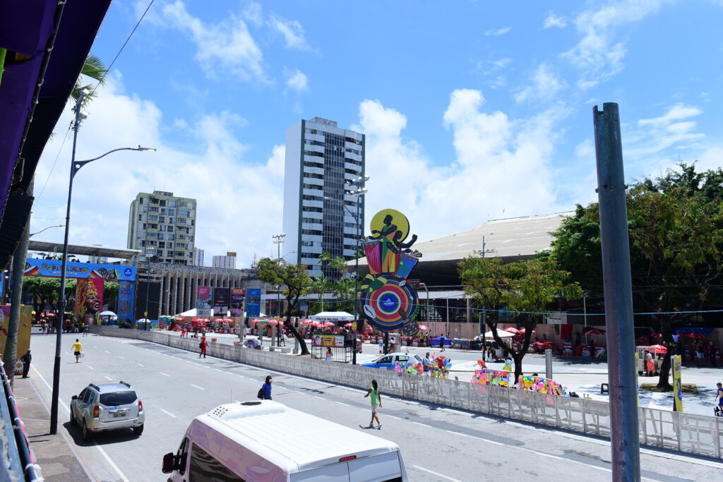 Tempo volta a abrir em Salvador