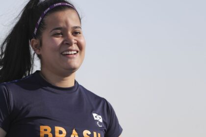 Verônica Hipólito é bronze no GP de atletismo paralímpico de Dubai