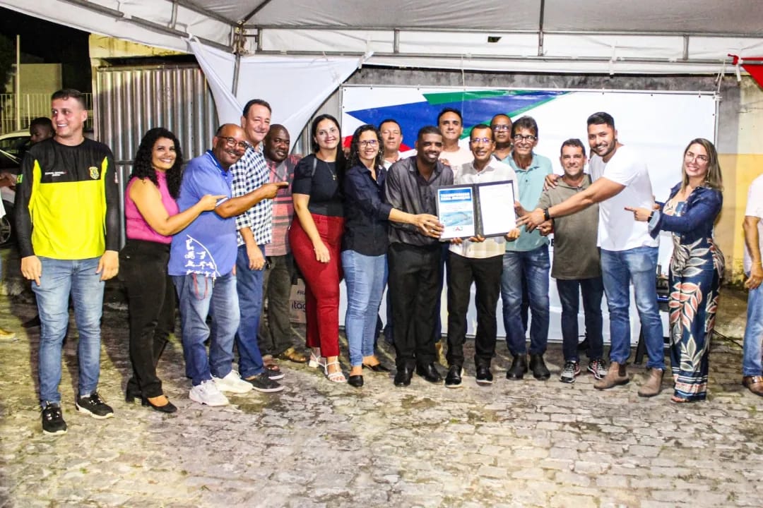 Prefeitura de Santo Antônio de Jesus realizou assinatura de ordem de serviço para construção de Pátio Multifuncional na Urbis III – Prefeitura de Santo Antônio de Jesus - BA