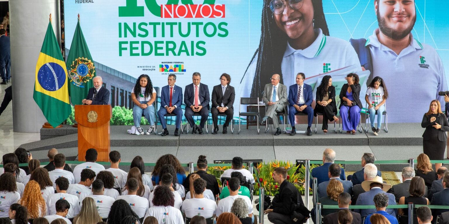 Governo expandirá rede federal de ensino, com 100 novos campi