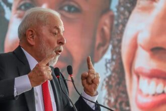 Lula anuncia obras do PAC Seleções com R$ 23 bilhões em investimentos