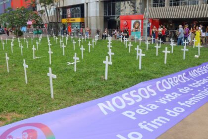 Manifestação em Brasília pelo Dia da Mulher alerta para violências