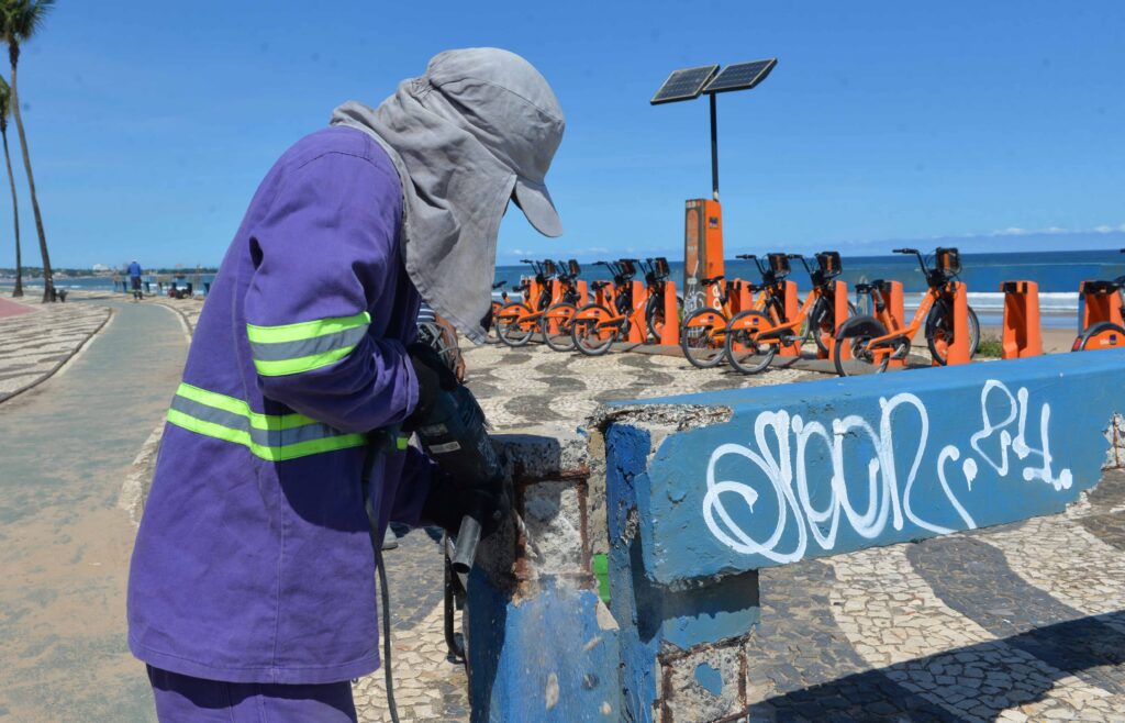 Prefeitura realiza manutenção em guarda-corpos da cidade – Secretaria de Comunicação