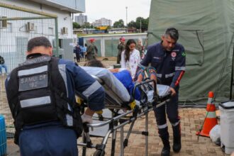 Profissionais de saúde se mobilizam para atender casos de dengue no DF