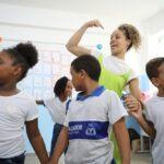 Alunos de escola municipal participam de vivências teatrais do projeto Contando Histórias do Meu Mundão – Secretaria de Comunicação