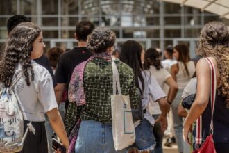 Dados para inscrição no Prouni devem ser entregues até hoje