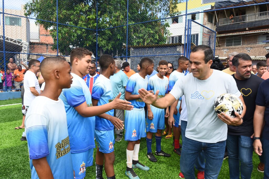 Ribeira ganha novo Campo do Areal