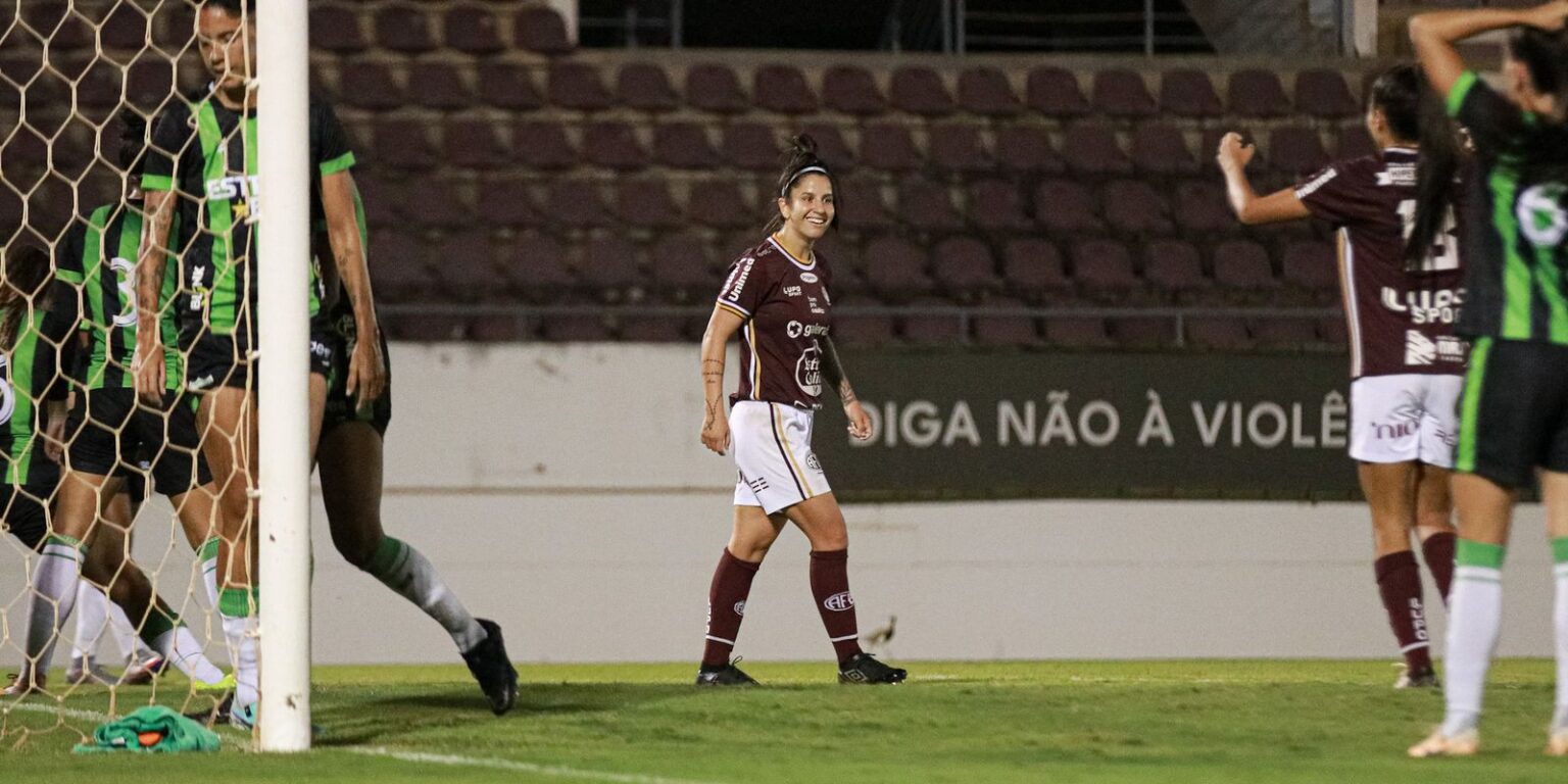 Ferroviária vence para assumir vice-liderança do Brasileiro Feminino