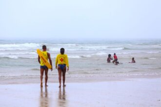 Salvamar alerta população sobre cuidados com o banho de mar no período chuvoso – Secretaria de Comunicação