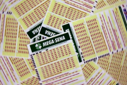 Mega-Sena sorteia nesta terça-feira prêmio estimado em R$ 120 milhões