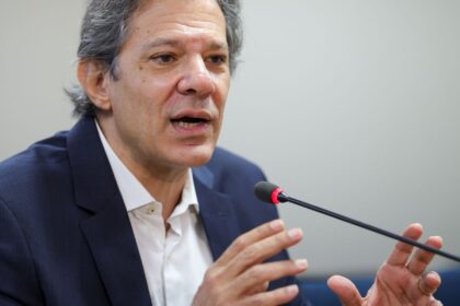 Haddad desmente imposto sobre pet após vídeo falso feito com IA