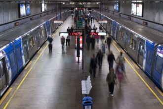 Metrô do Rio vai ampliar horário para ensaios na Marquês de Sapucaí