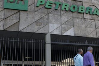 Petrobras assina contrato de venda de petróleo com estatal indiana