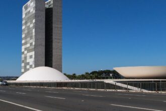 Congresso e Judiciário retomam sessões após feriado de Carnaval