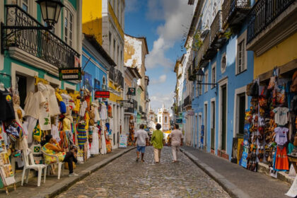 Dois destinos baianos entram em lista dos mais procurados no exterior; veja quais