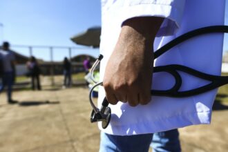 Apenas seis cursos de medicina têm nota máxima no Enade