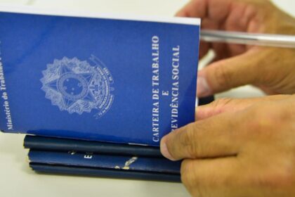 Desemprego entre jovens cai pela metade entre 2019 e 2024