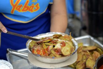 Feira das Yabás celebra Dia do Trabalhador no centro do Rio