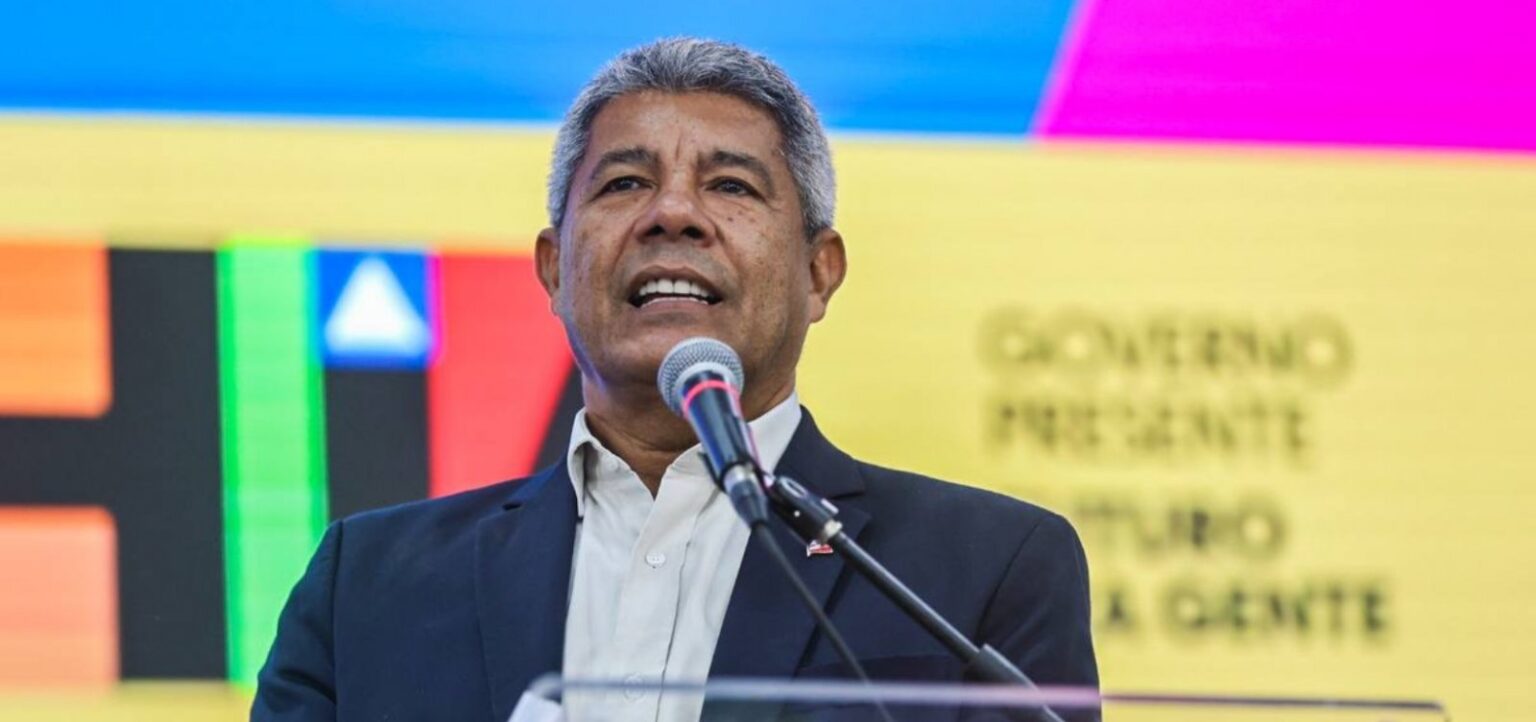 Jerônimo sanciona lei para contratar R$ 600 milhões e impulsionar obras do VLT em Salvador