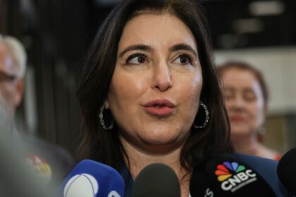 Ninguém ficará prejudicado com descontos indevidos do INSS, diz Tebet